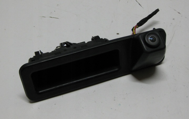 BMW 5 G30 3.0D 19R Türgriff KAMERA heckklappe 7381868