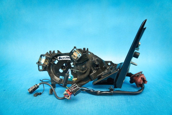 maniglia SPECCHIETTO RETROVISORE zewn sinistra Audi A8 4H 4H1857409M