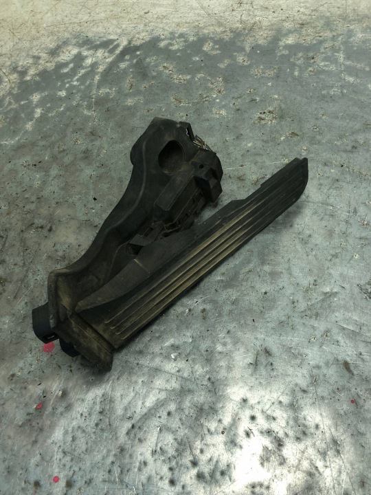 pedala gasa VW 1K1721503P