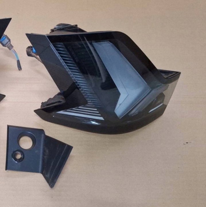 light rear rear part side right Renault Scenic E-Tech V 265509334R