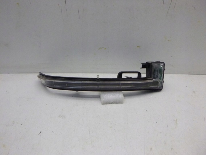 PEUGEOT 308 T9 II 13- indicatore direzione specchietto retrovisore destra
