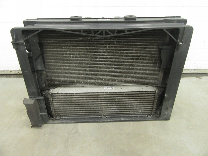 Kühler intercooler Lüfter BMW 5 F10 F11 N47d20 520d manual