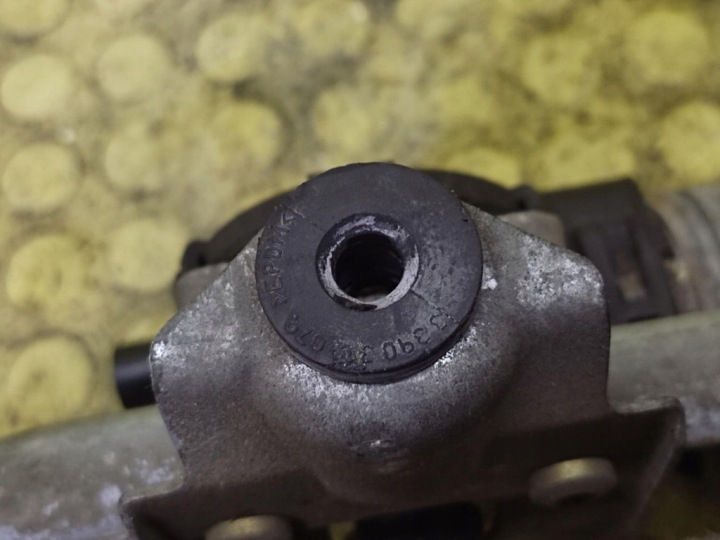VW POLO IV FORMAZIONE MECHANISM 0390241524 5