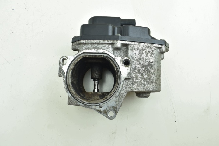 egr valve VW PASSAT B6 JETTA III AUDI A3 8P TT 8J 2.0 TDI 03G131501B