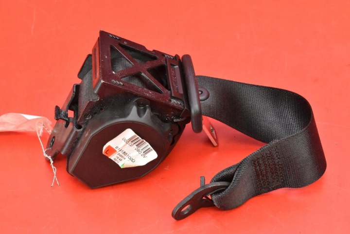 Ceinture de sécurité avant Droite Arrière 619185100D BMW F20 5D HB 11-15
