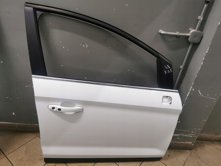 Portière Droite Avant FORD KUGA MK1 LIFT FROZEN WHITE