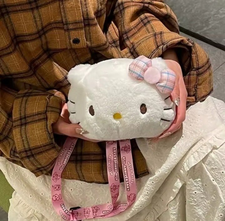 Сумочка Hello Kitty плюшева на плече м'яка іграшка сумка ведмедик — фото 2