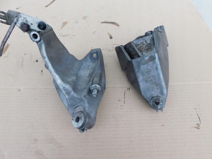 VW Crafter 2.5 tdi supporto lapy Motore komplet 076199307 076199308 OEM