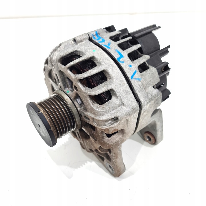 alternator RENAULT MEGANE IV 1.2 TCE 231008040R
