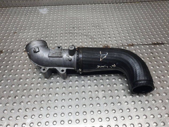 tubo Tubazione radiatore intercooler 08631538 VOLVO S60 e S80 e XC60 e XC90 e 2.4 D