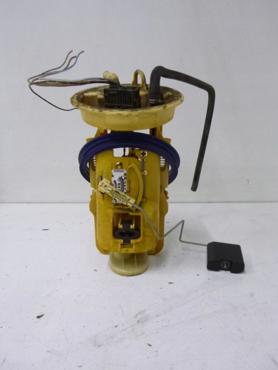 pumpa za gorivo BMW E46 2.0D
