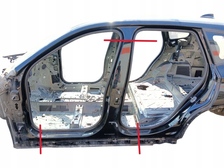 práh levý sloupek B střední BMW X1 F48 LAK: SCHWARZ II 668 (15-19)