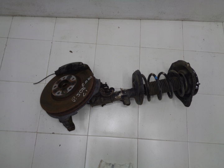 PEUGEOT 508 2.0 HDI Achsschenkel Radnabe Radlager schenkel MCPHERSON links vorne 10-18R