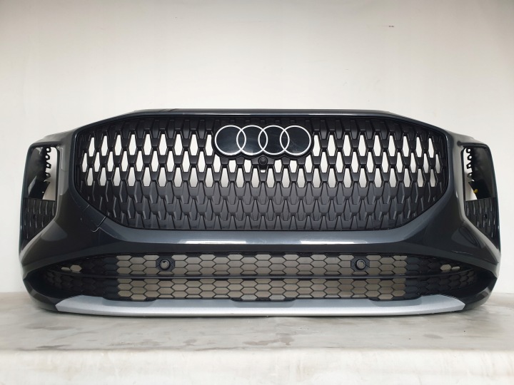 AUDI Q3 III 83H 25-> Stoßstange vorne vorne 6 x PDC 83H807437