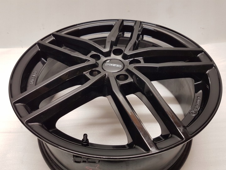 disc DEZENT AUDI A3 A4 A5 Q3 Q5 SKODA SUPERB 7,5JX18 ET50 KBA53476