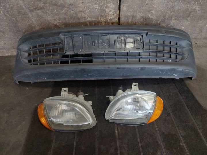 pare choc avant + feu gauche droit avant FIAT SEICENTO 900