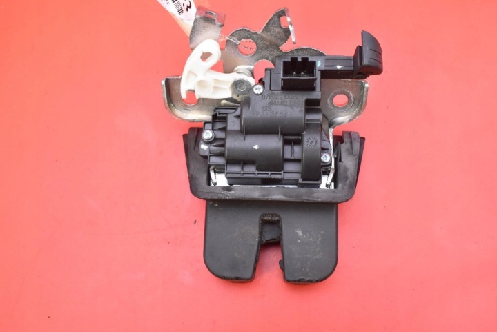 Schloß heckklappe heck Kofferraum 8R0827505 AUDI Q5 8R 08-12