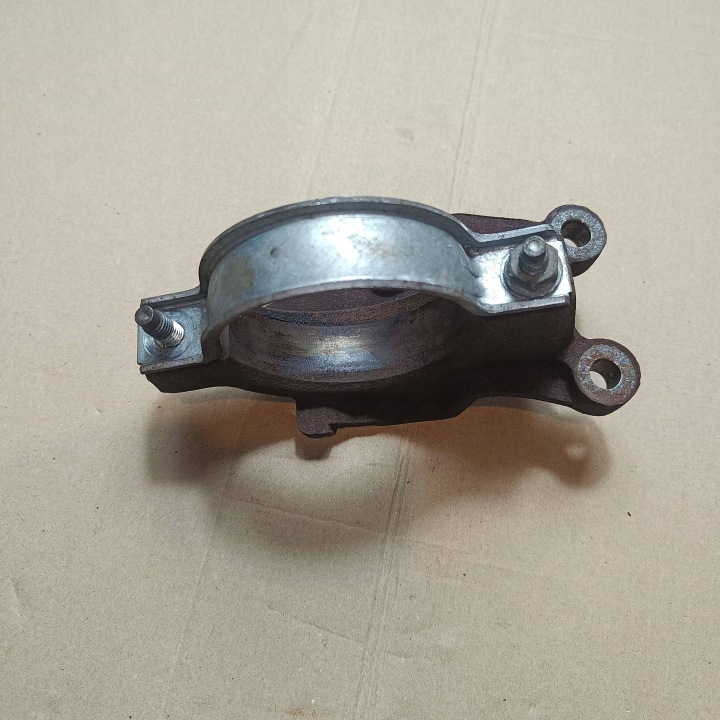 Ford Fiesta MK7 1.5 diesel 2016 bracket bearing holder semi-axes 2S613K305AF