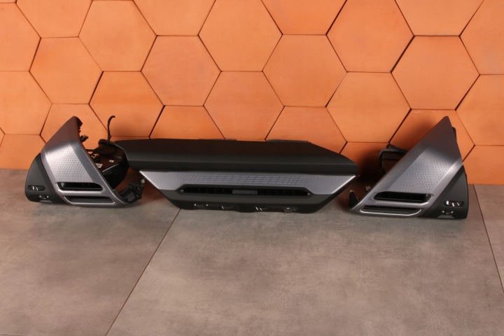 BMW 1' F70 2' F74 decorative trim DEKOR of the dashboard consoles HEXACUBE MATT 9641891