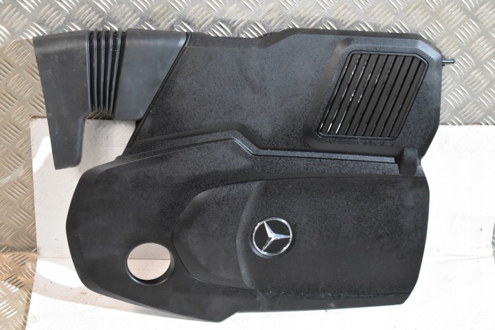 perfect condition cover engine housing cover MERCEDES W167 1 9