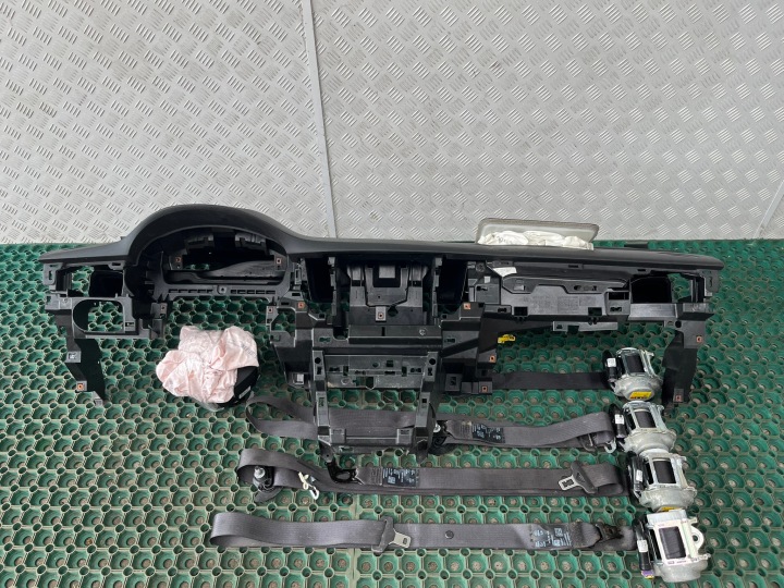 OPEL ASTRA V K 15-21 přístrojová deska konzola airbag napínáky napínací pásy WYSTRZELONE EUROPA
