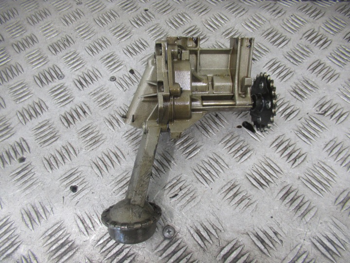 oil pump RENAULT SCENIC 2 0106552B