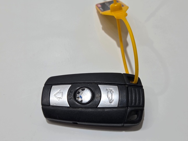 kulcs PILOT BMW X1 E84 E60 E61 E87 E90 OE (0001295)