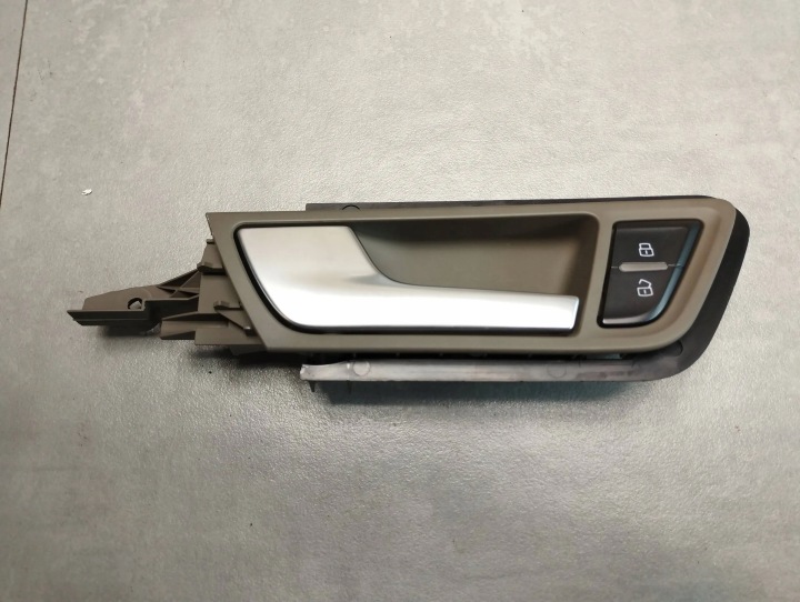 Audi Q5 8R Poignée WEW Gauche Avant 8R0837019