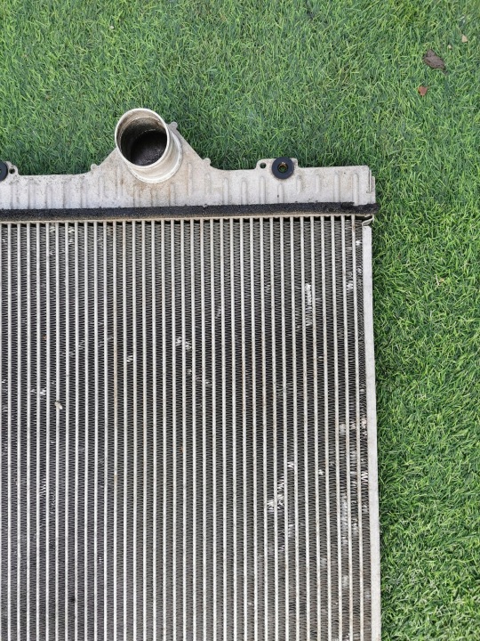 TOYOTA LAND CRUISER J120 radiatore intercooler 30170