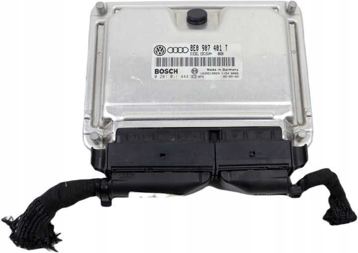 VW AUDI SKODA module control unit of the engine 8E0907401T 2.5 TDI