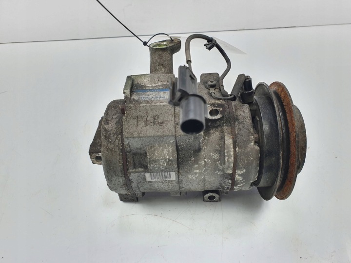 compressor of the air conditioning 447260-6501 MITSHUBISHI PAJERO