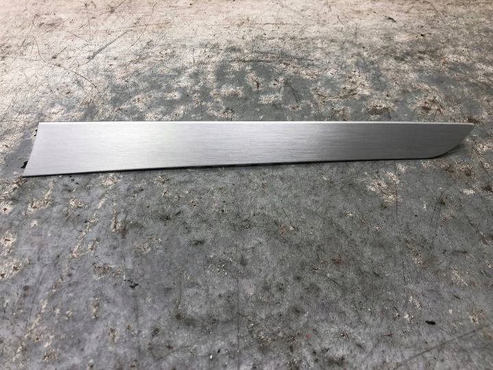 modanatura DEKOR PORTA Portiera Destra Anteriore AUDI A4 B8 S-LINE 8K0867410