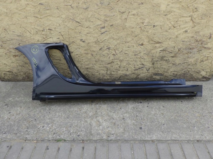 PORSCHE BOXSTER 718 CAYMAN 982 moulding threshold right