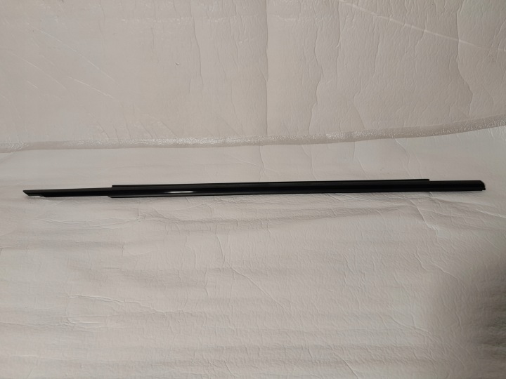 AUDI A7 4G moulding dust door right front 4G8853284H