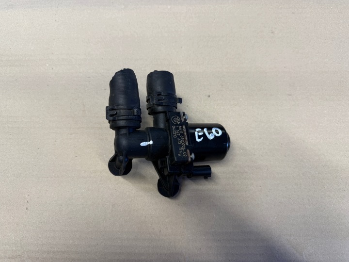 BMW 5 E60 E61 pompe pompe électrovalve d’eau 6920226