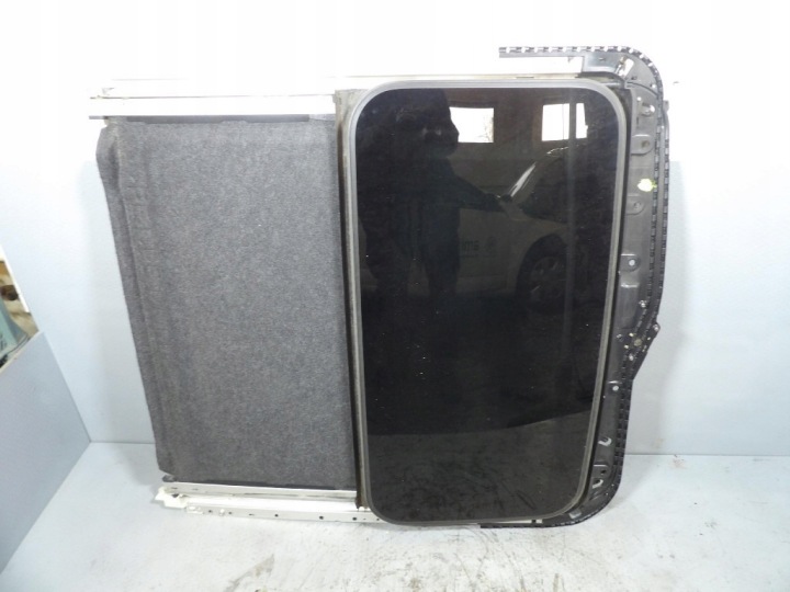 INFINITI G37 Berline Toit ouvrant 7704708