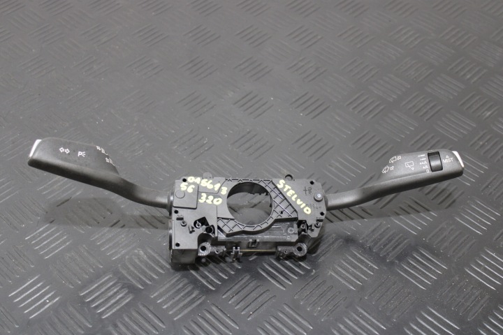 Commodo phares Essuie glaces Indicateurs de direction 01561356320 ALFA ROMEO STELVIO