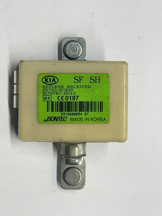 modul Tueroeffner des zentralen KIA MAGENTIS 95790-3C200