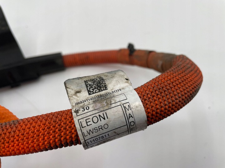 BMW 3 F30 F35 F31 2018 High voltage cable 8