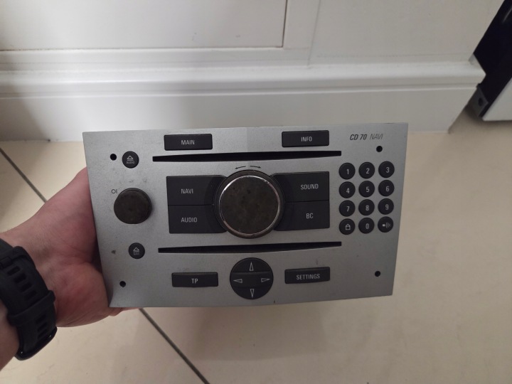 RADIO CD navigacia OPEL ASTRA H III 06-14 13283222