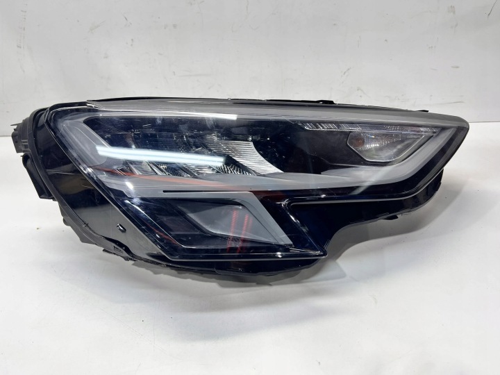 REFLEKTOR Licht rechts vorne AUDI A3 8Y 8Y0941012D