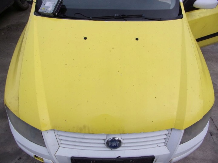 Fiat Stilo 5D Cofano