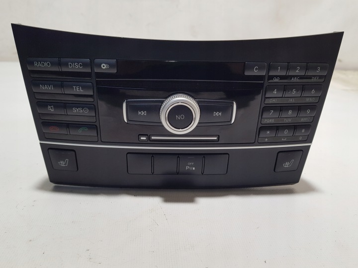 MERCEDES W212 W207 RADIO Navigation NAVI 2129008409