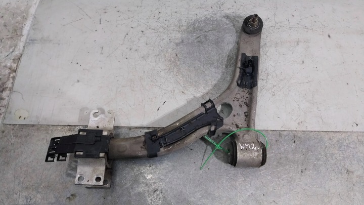 Querlenker links vorne A2463330701 MERCEDES GLA W156 CLA W117 A W176 B W246