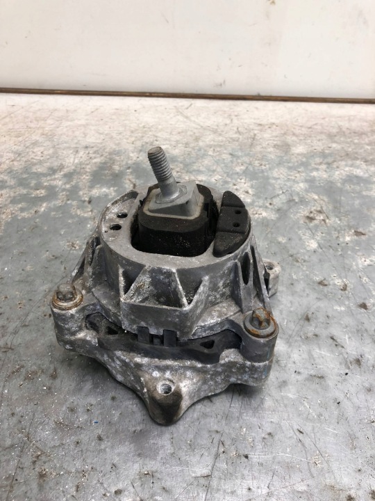 holder engine mount BMW F20 6859411