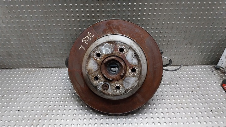 Mozzo FUSELLO sinistra posteriore 7L0505435B PORSCHE CAYENNE e 7L TOUAREG 7L