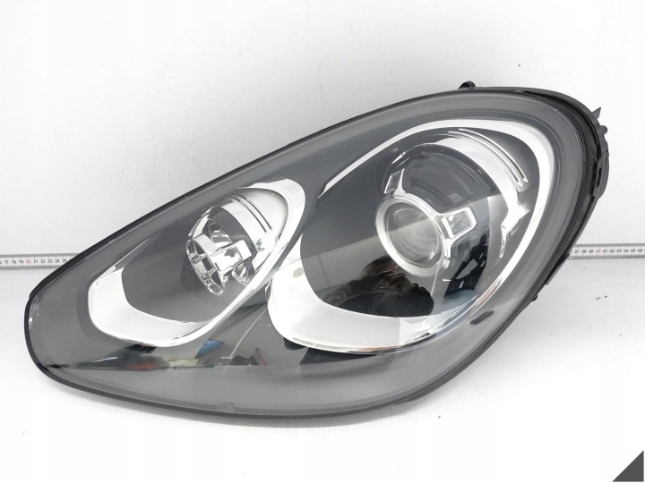 PORSCHE CAYENNE 7P5 LIFT 14-18 light XENON (DS8) + LED left front EUROPA