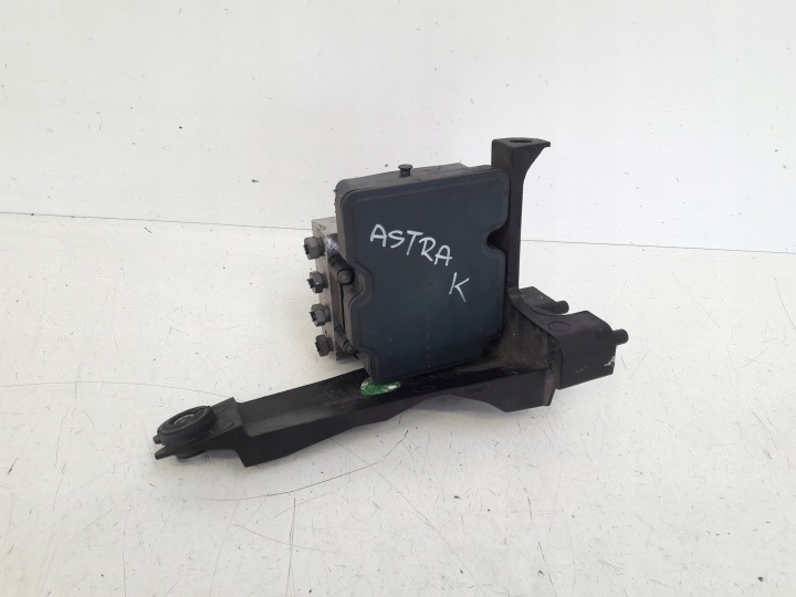pump ABS 39087901 Opel Astra K