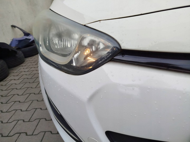 light HYUNDAI I20 LIFT EUROPA front right REFLEKTOR right 2012-14R