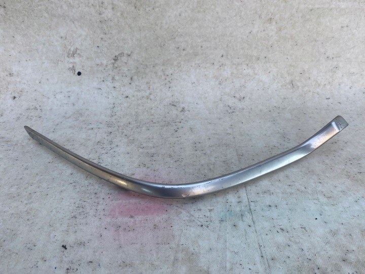 TOYOTA YARIS III LIFT 14- moulding right of a bumper front CHROM 53123-0D060